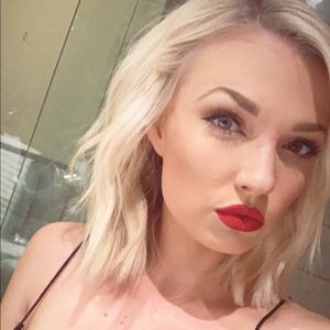 Meet your Posher, Kaylee